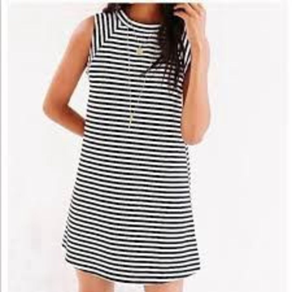 BDG URBAN OUTFITTERS Women’s Black White Sleeveless Striped Trapeze Dress XS